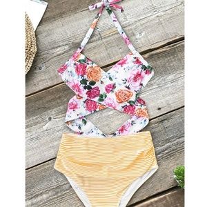 Cupshe MAGENTA FLORAL AND STRIPED WRAP ONE-PIECE S